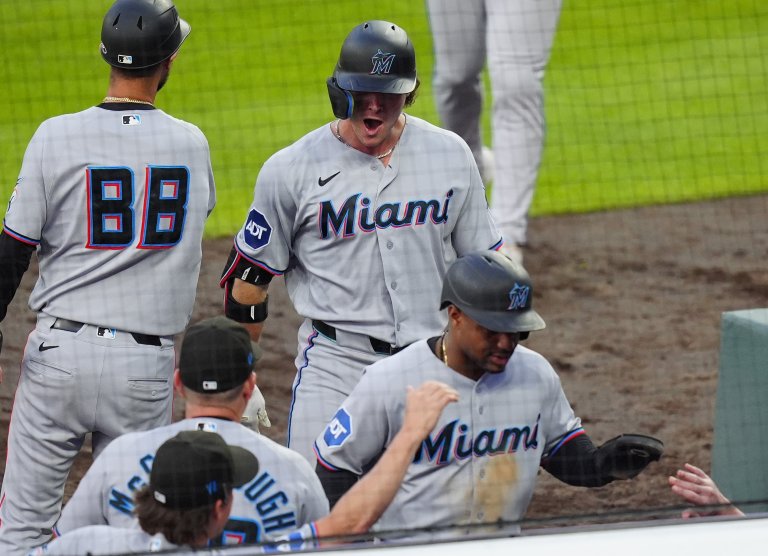 McCullough presses right buttons in Marlins comeback win