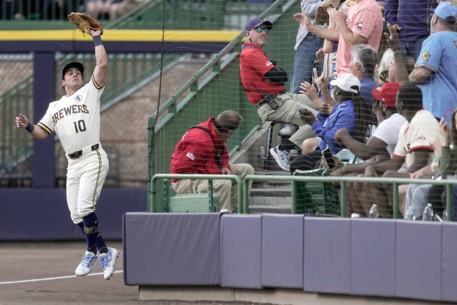 More information about "If Sal Frelick Isn't a Plus Defender, How Long Can He Keep His Job?"