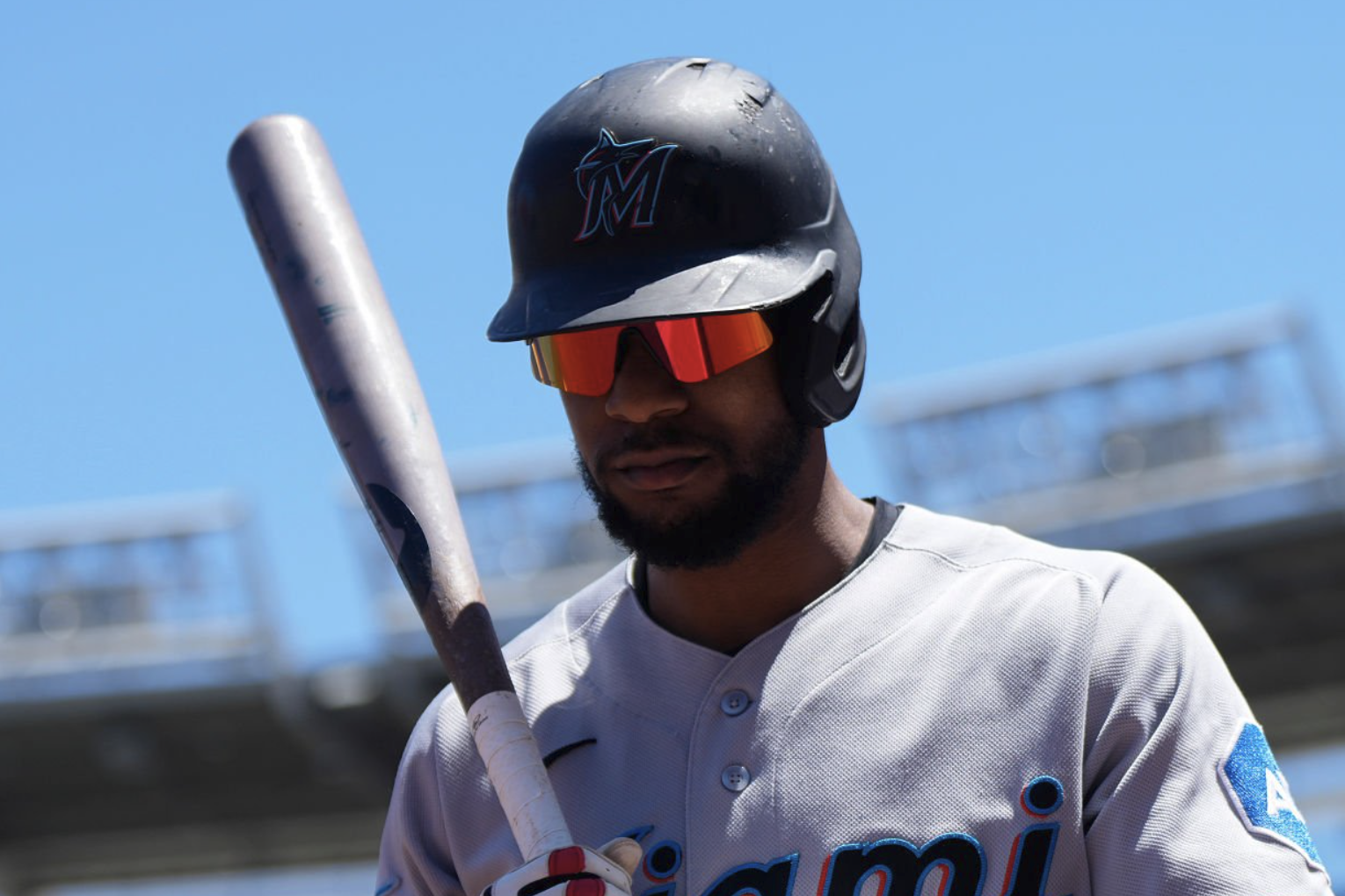 More information about "How often do midseason batting average leaders hold on to win title?"