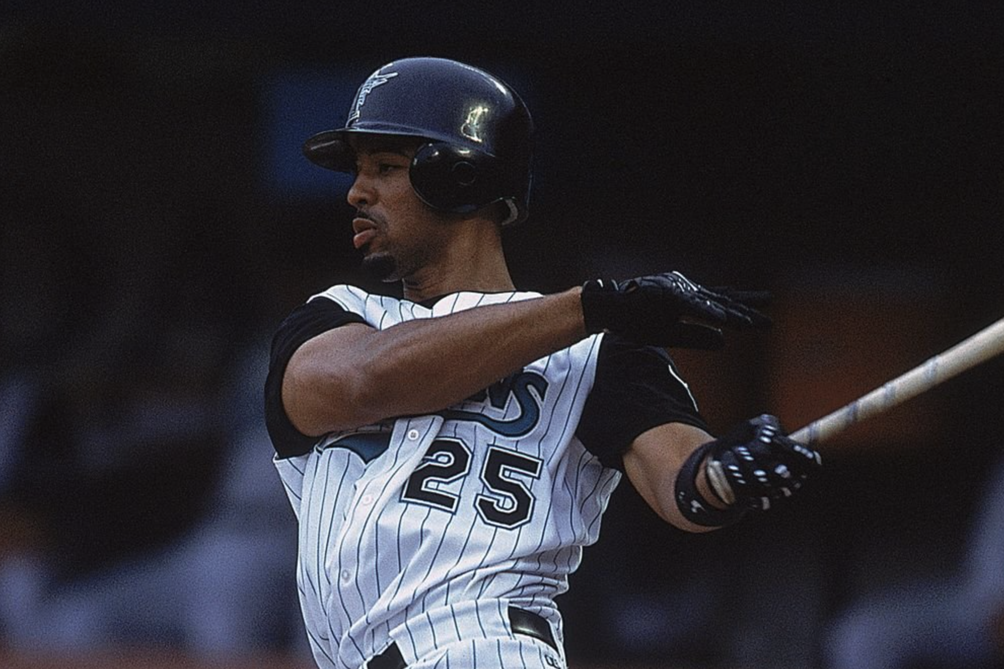 More information about "25-year Marliniversary: Lee ends Rocker's stay in Atlanta with pinch-hit game-winning blast"