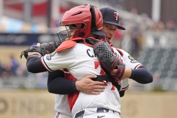Victor Caratini Has Changed the Twins' Trade Deadline Outlook