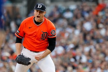 Feinsand: Milwaukee Brewers Should Be “Aggressive” at Deadline
