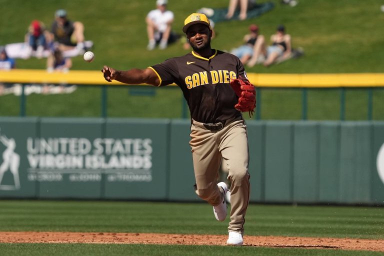 Padres Release Pablo Reyes From Triple-A El Paso