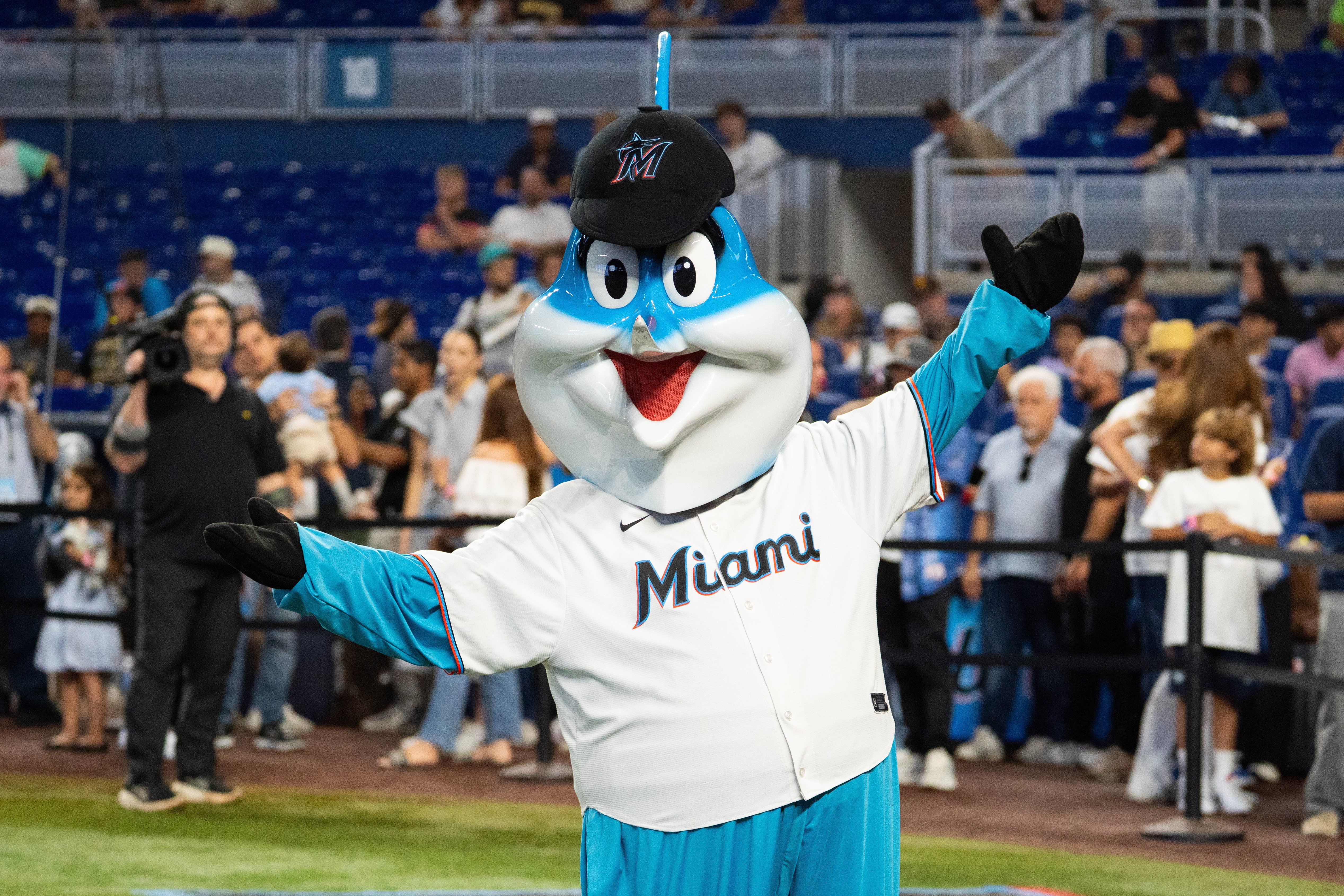 More information about "Freefalling Marlins lose 11th straight, tie franchise record"
