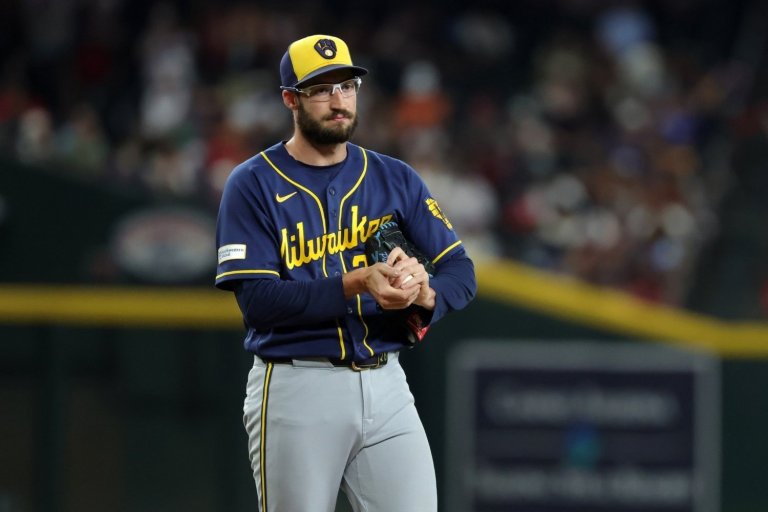 Pitch Characteristics, Pitch Usage and Command: A Full Review Of Aaron Ashby's Recent Struggles