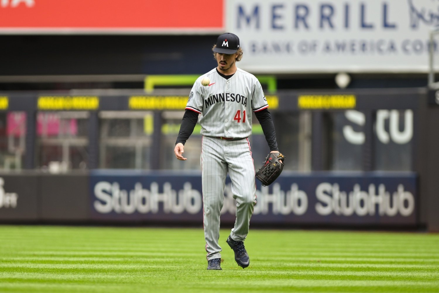 More information about "3 Affordable Pitchers Who Just Might Save the 2026 Cubs"