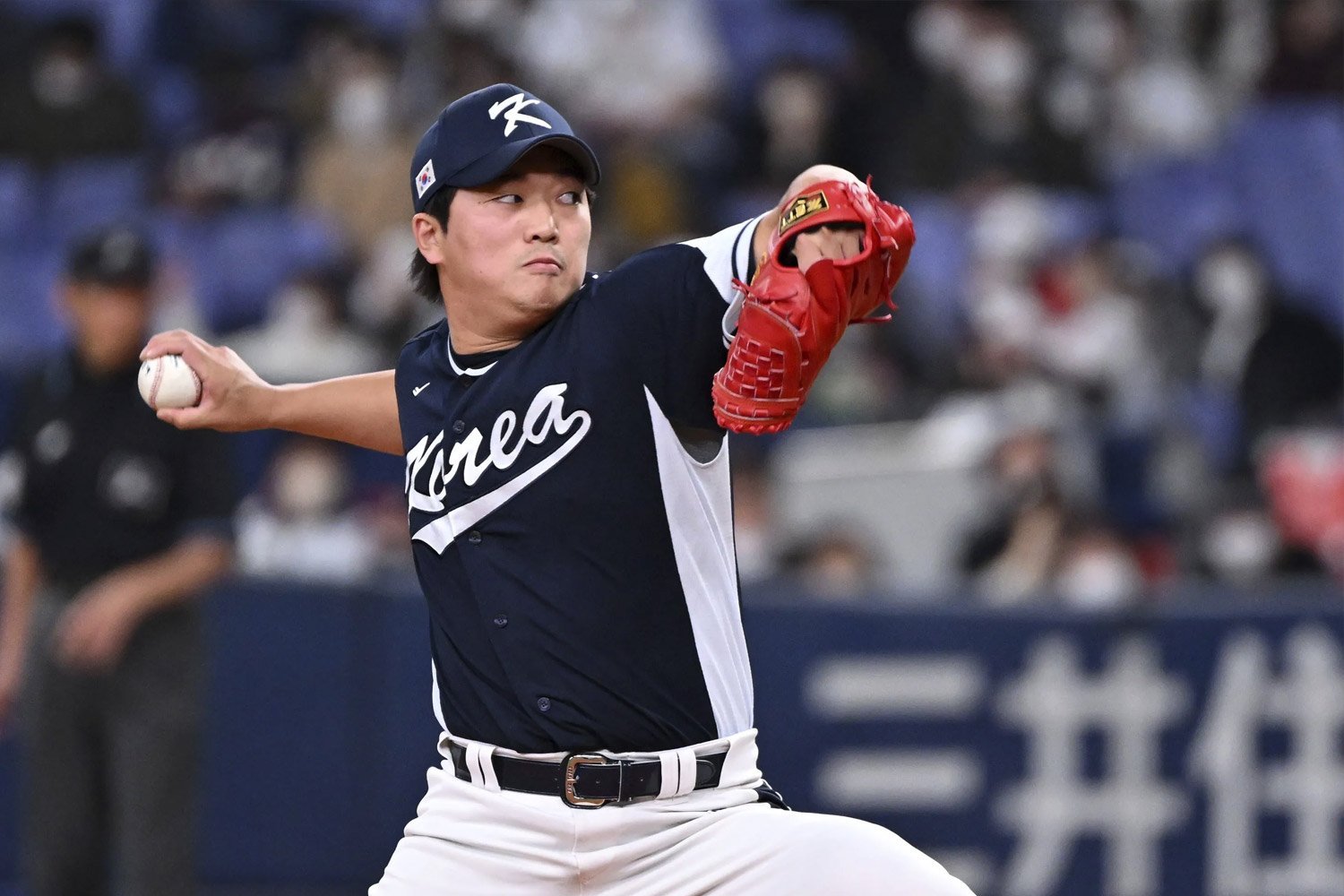 More information about "Twins Reliever Woo-Suk Go Suspended 10 Games After Triple-A Glove Incident"