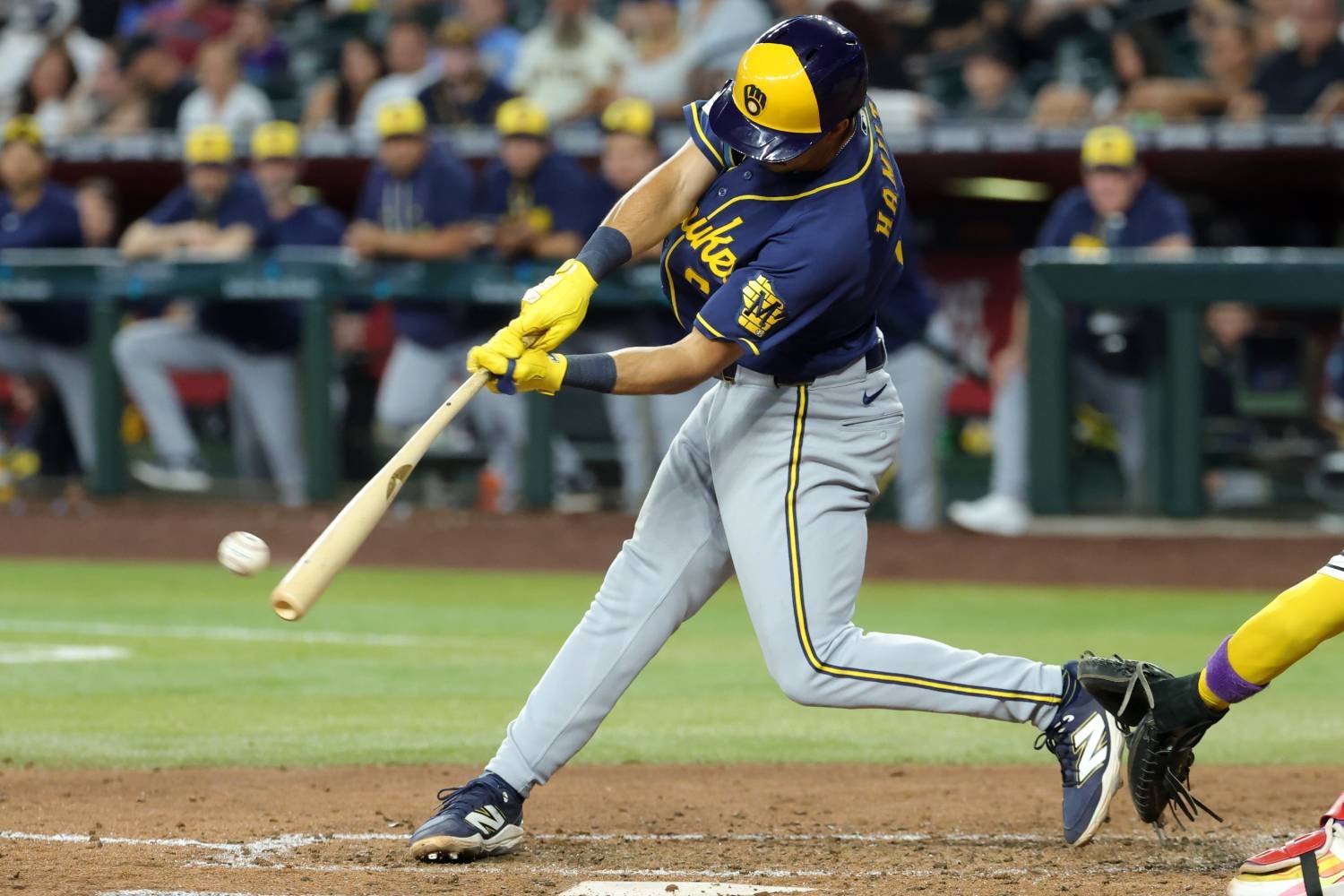 More information about "David Hamilton Comes Off Injured List For Brewers"