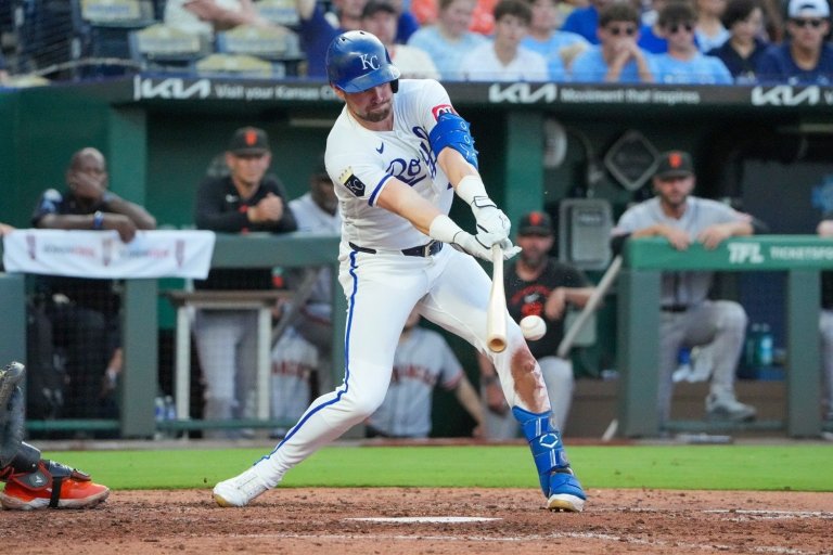 3 Right-Handed Bats Minnesota Twins Should Target at MLB Trade Deadline