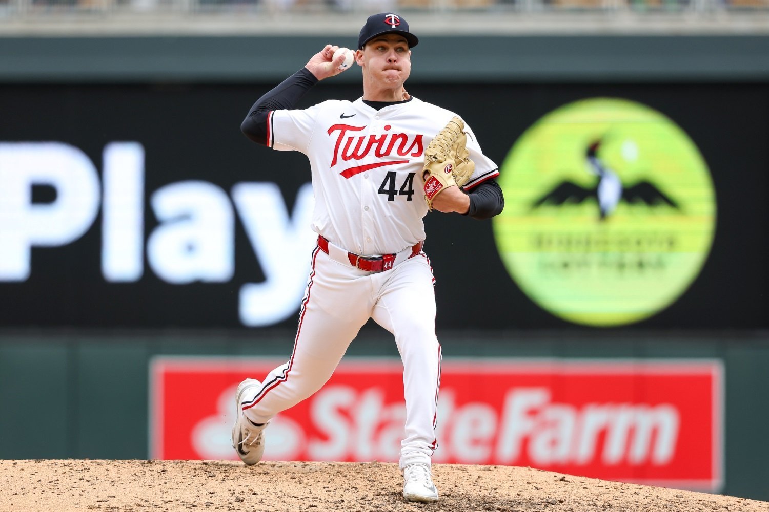 More information about "Cole Sands' Frustrating Season Ends With Elbow Surgery"