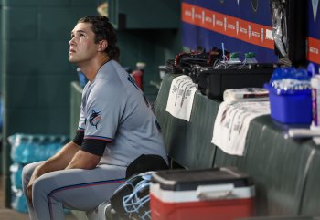 Self-inflicted wounds in fifth inning lead to eighth straight Marlins loss