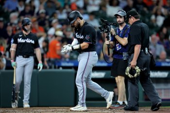 Marlins extend season-long losing streak to seven games