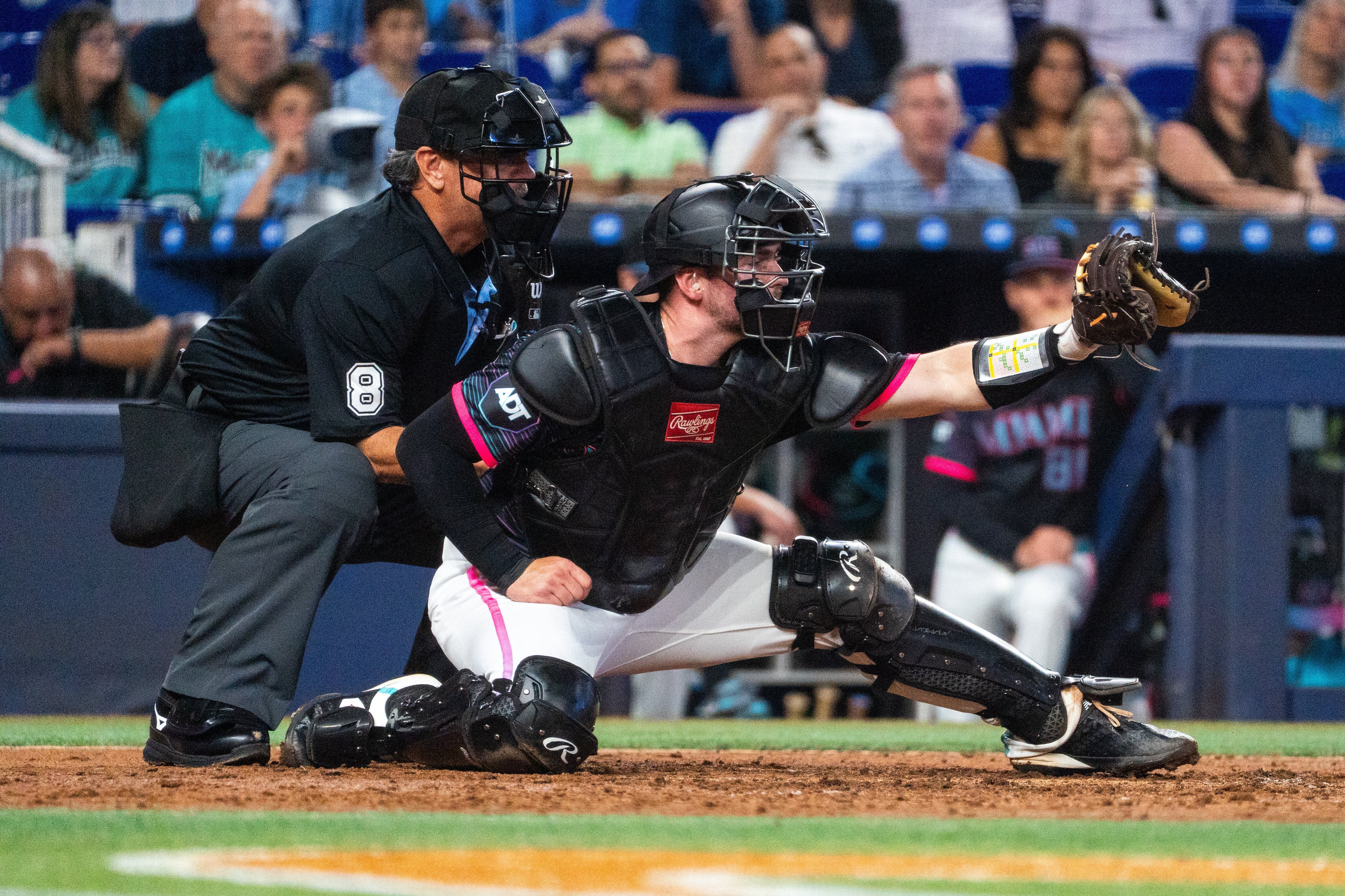 More information about "MLB mock trade: What could Marlins get from White Sox for Liam Hicks?"