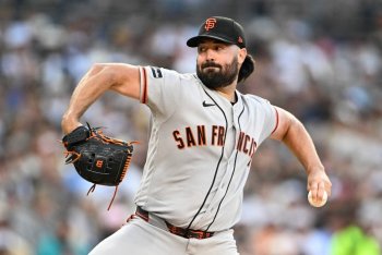 Padres In The Market For Giants' Robbie Ray