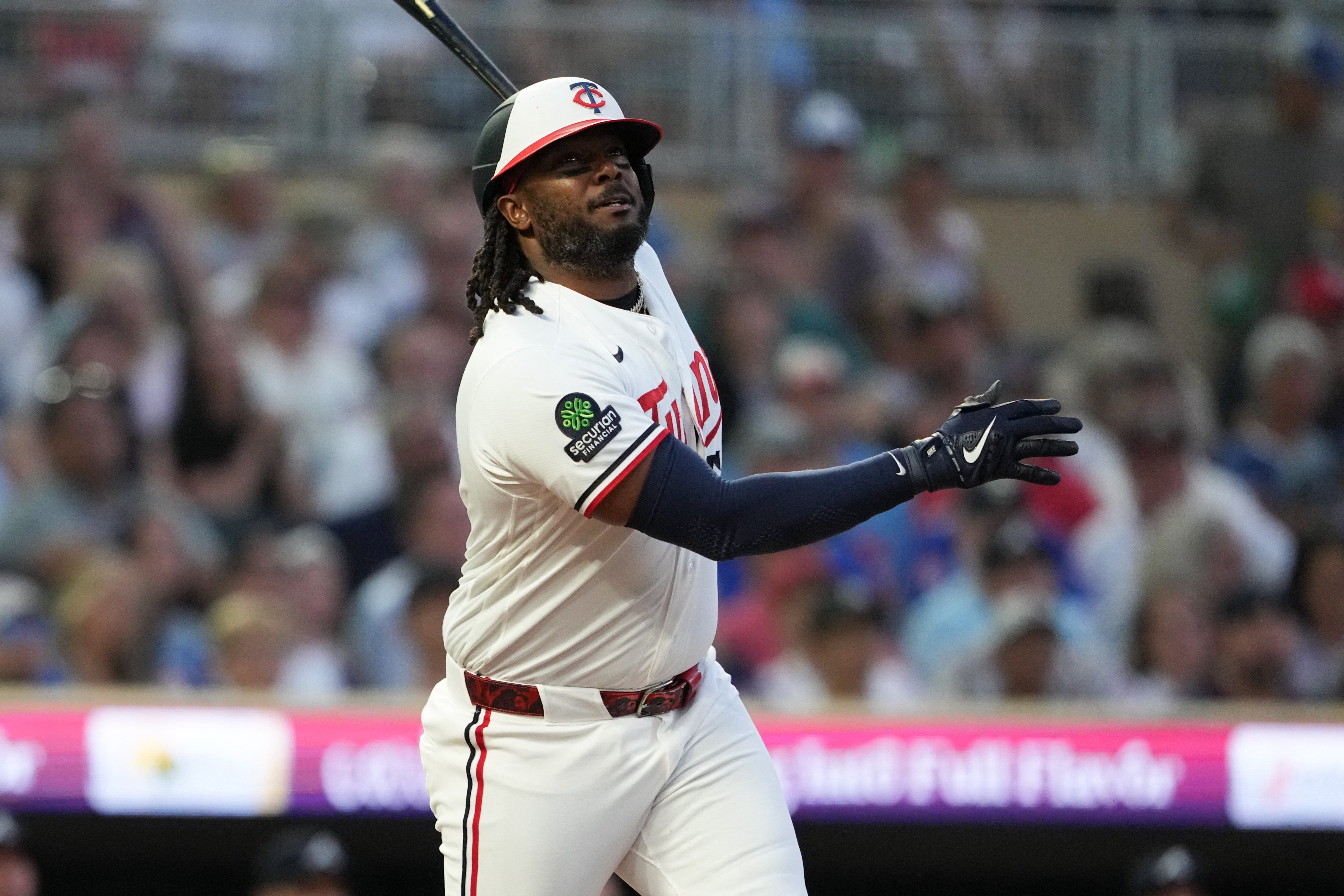 More information about "Josh Bell Is Derek Falvey’s Parting Gift to the Twins"