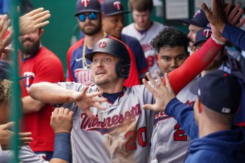 Josh Donaldson Says Minnesota Fans “Don’t Even Care” About Baseball