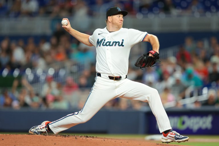 Despite being short on pitching, Marlins pull off the shutout