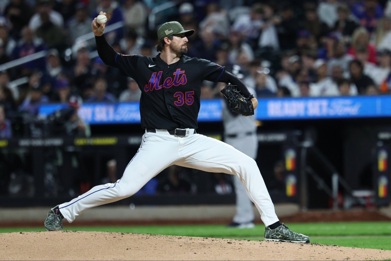 More information about "BREAKING: Mets, Cubs Continue Nuclear Deadlines, Getting Together On A Clay Holmes Trade"