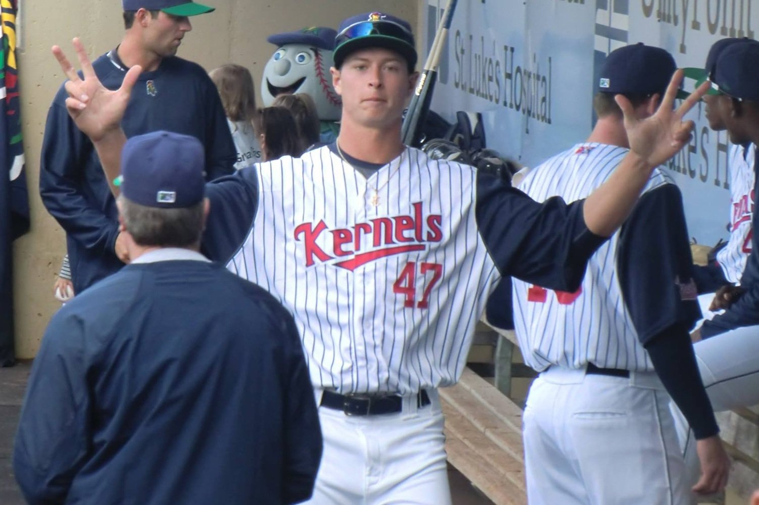 More information about "Former Twins Top Pitching Prospect Reaches Milestone, Retires at 32"