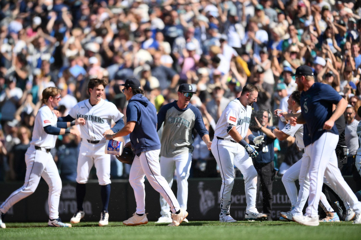 More information about "Decisions: Royce Lewis Put on a Ballet About the Trade Deadline Saturday"