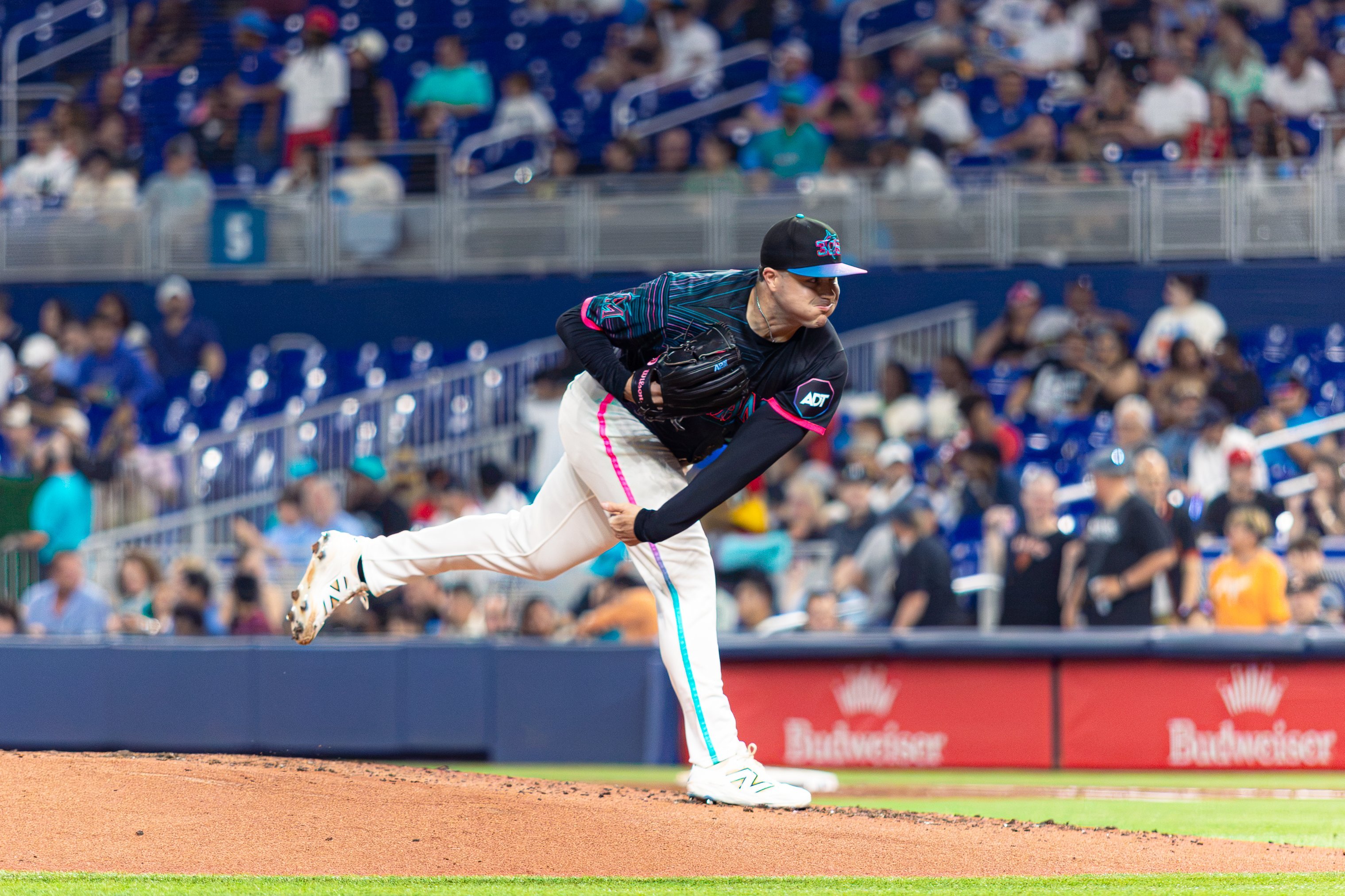 More information about "Miami Marlins DFA reliever John King"