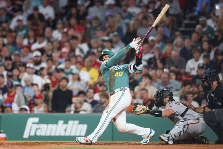 Red Sox Lose Willson Contreras To Hamstring Injury