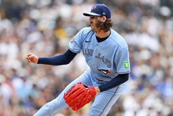 BREAKING: Chicago Cubs Acquire Kevin Gausman in Trade with Toronto Blue Jays