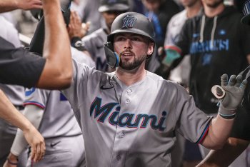 Red Sox, Rays among Liam Hicks trade suitors
