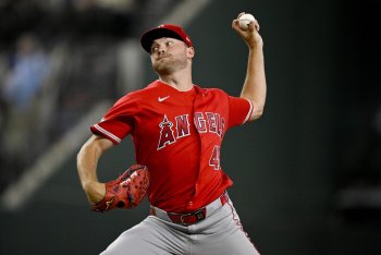 Sources: Cubs "Pushing Hard for Controllable Starter" Before Deadline, as Market Opens Up