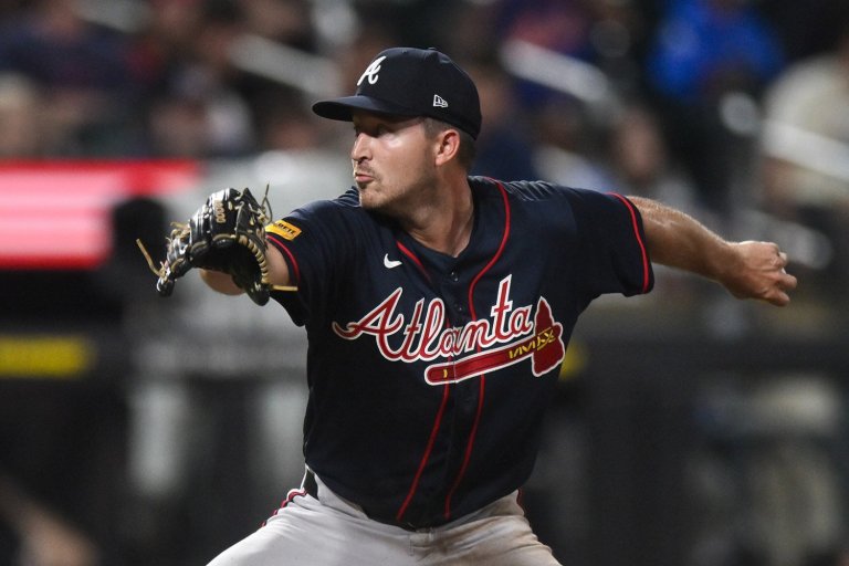 Royals Claim LHP Connor Thomas off Waivers