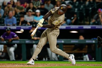 Dustin Harris Is Helping the Padres' Bench Stay Afloat
