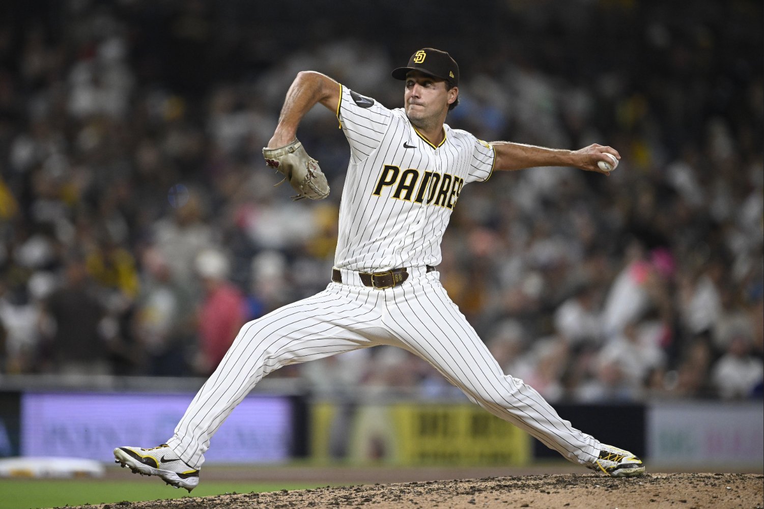 More information about "Kyle Hart Is Just the Latest Successful Padres Bullpen Project"