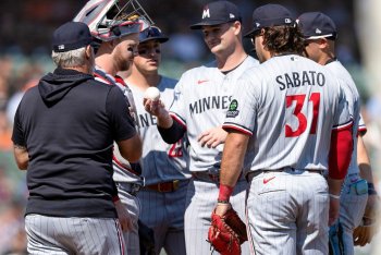 Twins 4, Giants 2: Wait, Visiting Teams Can Win Series, Too?