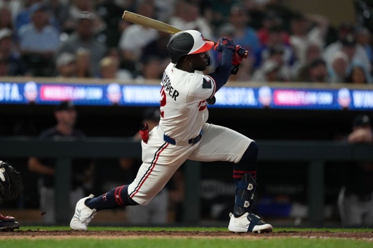 Twins Get Scare As Kaelen Culpepper Leaves Game After HBP