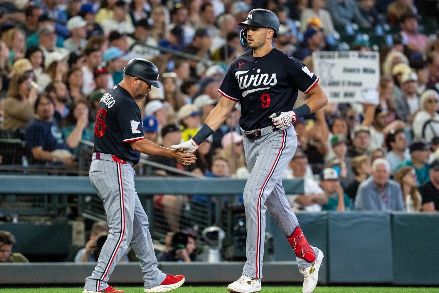 More information about "Twins Await MRI Results on Trevor Larnach’s Ailing Wrist"