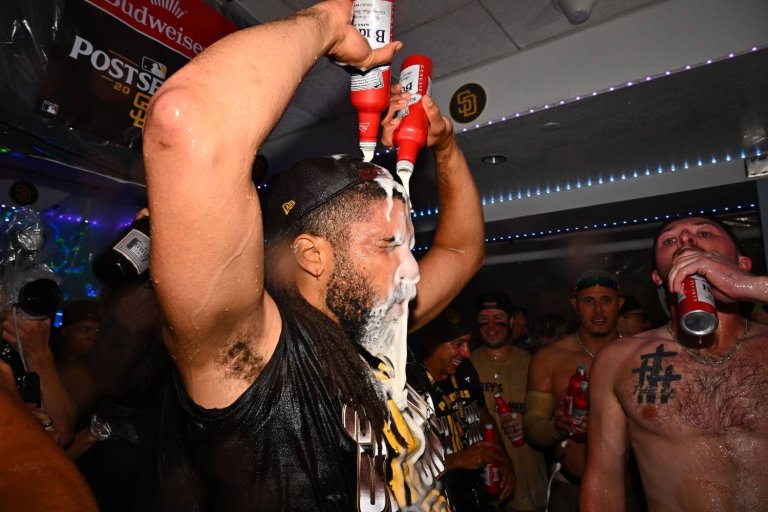 Padres Week in Review: Celebrating Clinchmas and Earning A Home Postseason Series