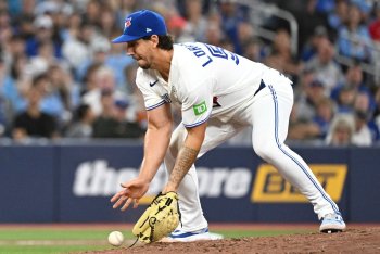 Blue Jays DFA Michael Lorenzen, Call Up José Rodríguez