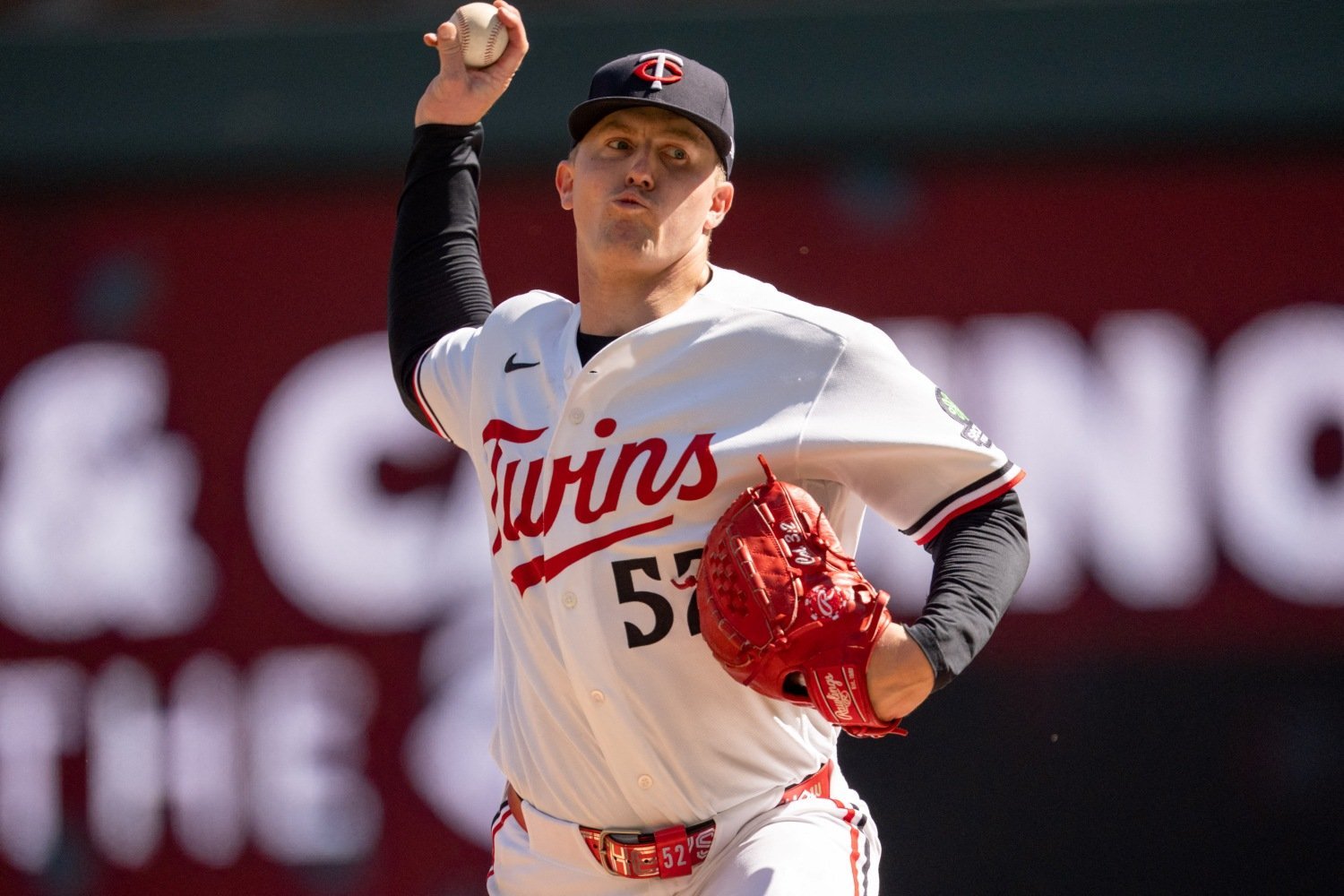 More information about "Twins 5, Yankees 4: Travis Adams Fields His Position, Twins Salvage a Game"