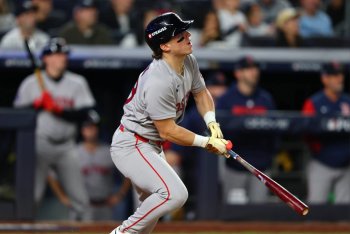 Red Sox Trade Nate Eaton to Athletics