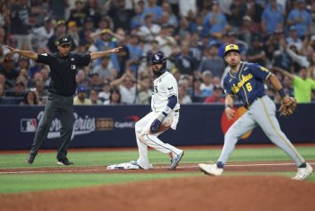 This Time, It Was the Brewers With the Rare Miscues, Costing A Chance to Sweep the World Series