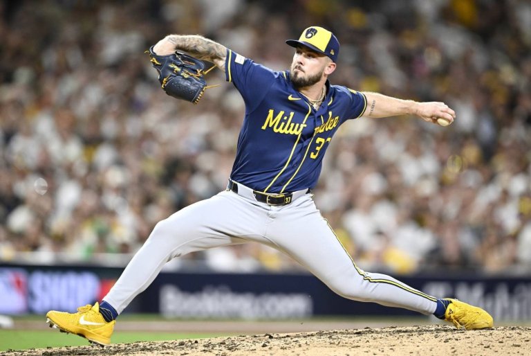Brewers' Bullpen Lefties Hold Key to Controlling Dodgers' Biggest Bats
